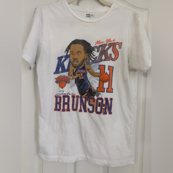 New Era Other - New Era White New York Knicks Graphic Tee